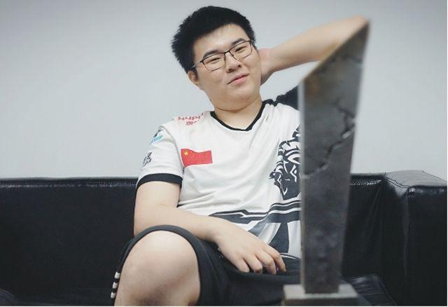 湖记发文：詹姆斯本可以延续纪录，但他做了正确选择赢得比赛