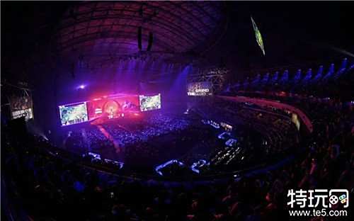 中超比赛焦点：山东泰山迎战上海申花,