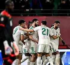 扑克高手的策略调整逻辑（顶尖牌手的策略优化思路）